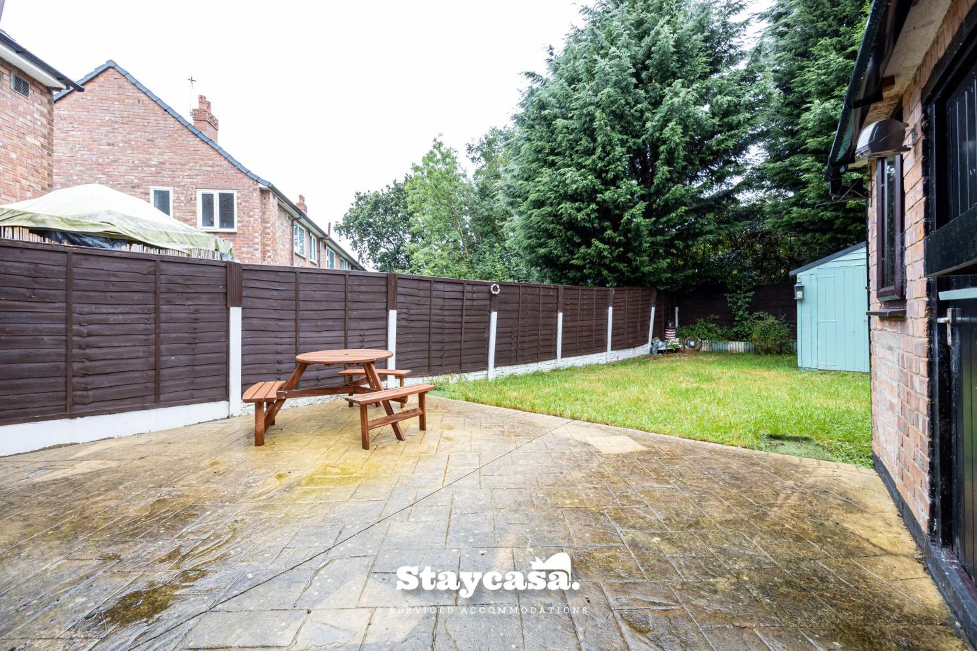 Holiday home Spacious Cosy Cove With Large Driveway And Garden