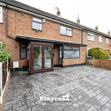 Spacious Cosy Cove With Large Driveway And Garden Wythenshawe Buitenkant foto