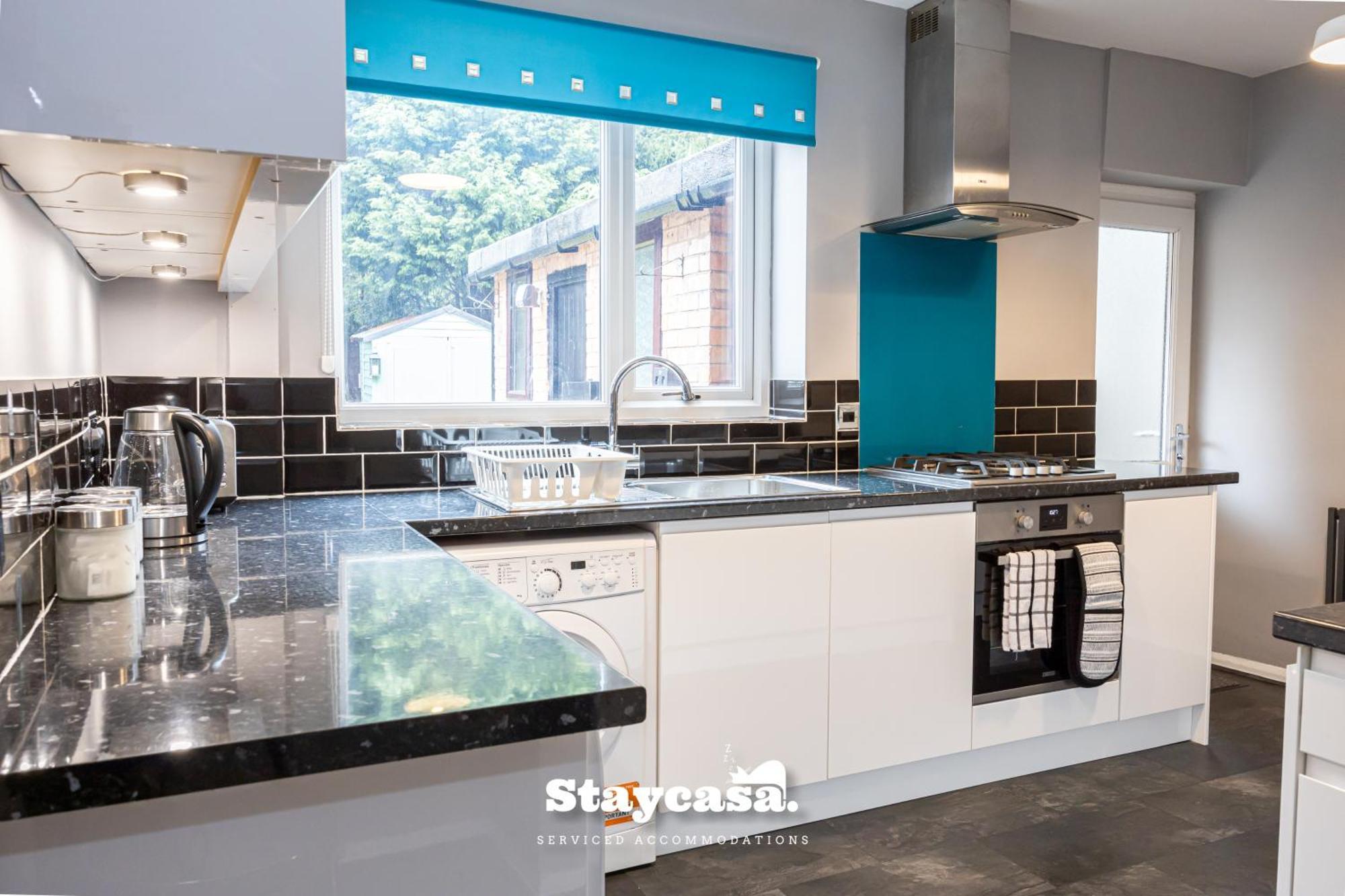 Spacious Cosy Cove With Large Driveway And Garden *