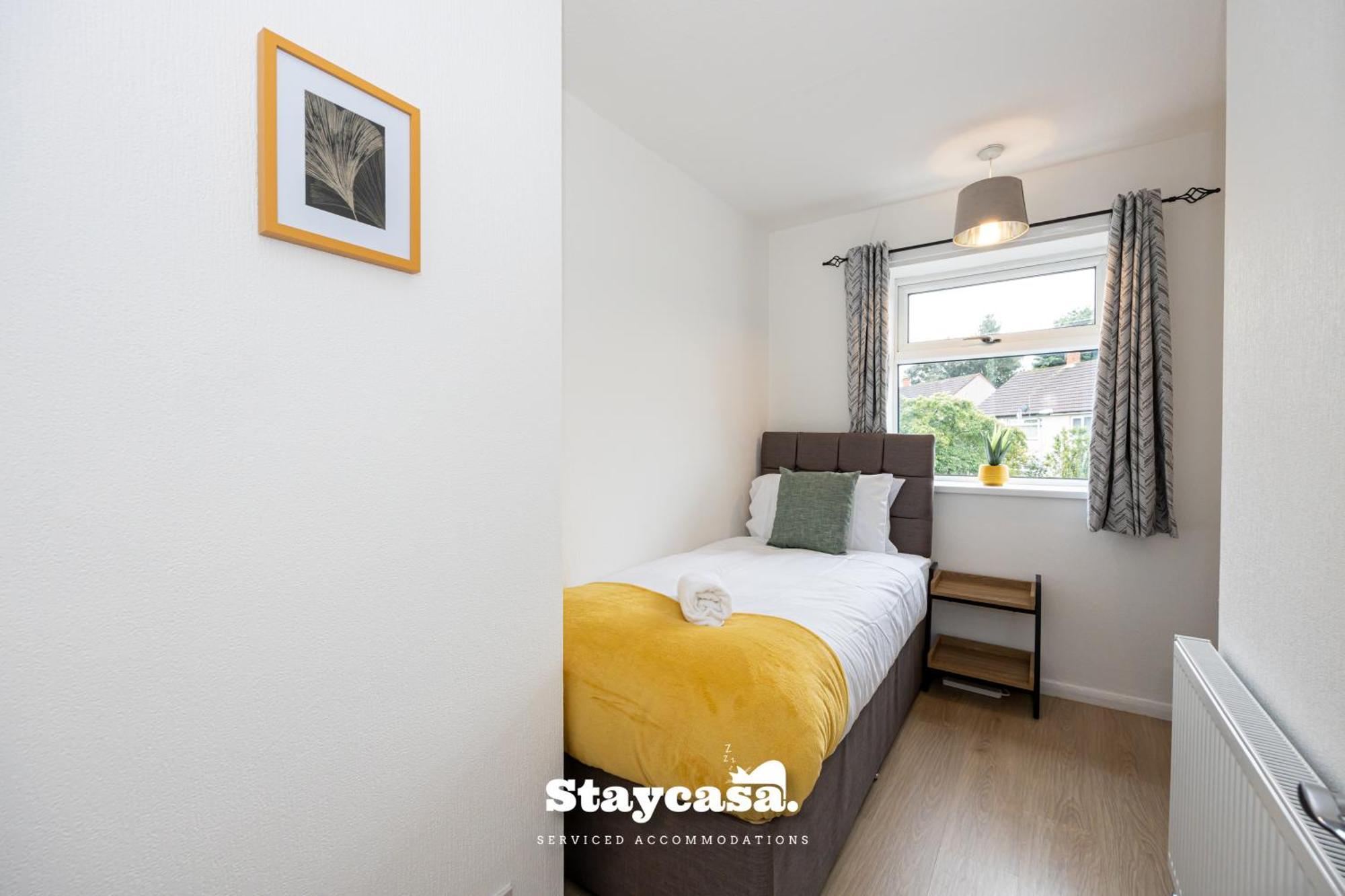 Spacious Cosy Cove With Large Driveway And Garden Holiday home